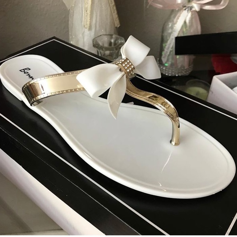 New still in box sandals